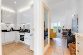 VILASOL - Captain's wonderful retreat for 4 with AC facing the gardens